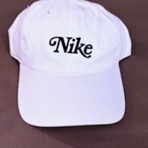 Nike 1972 Vintage Heritage Embroidered Cap, White with Adjustable Strap